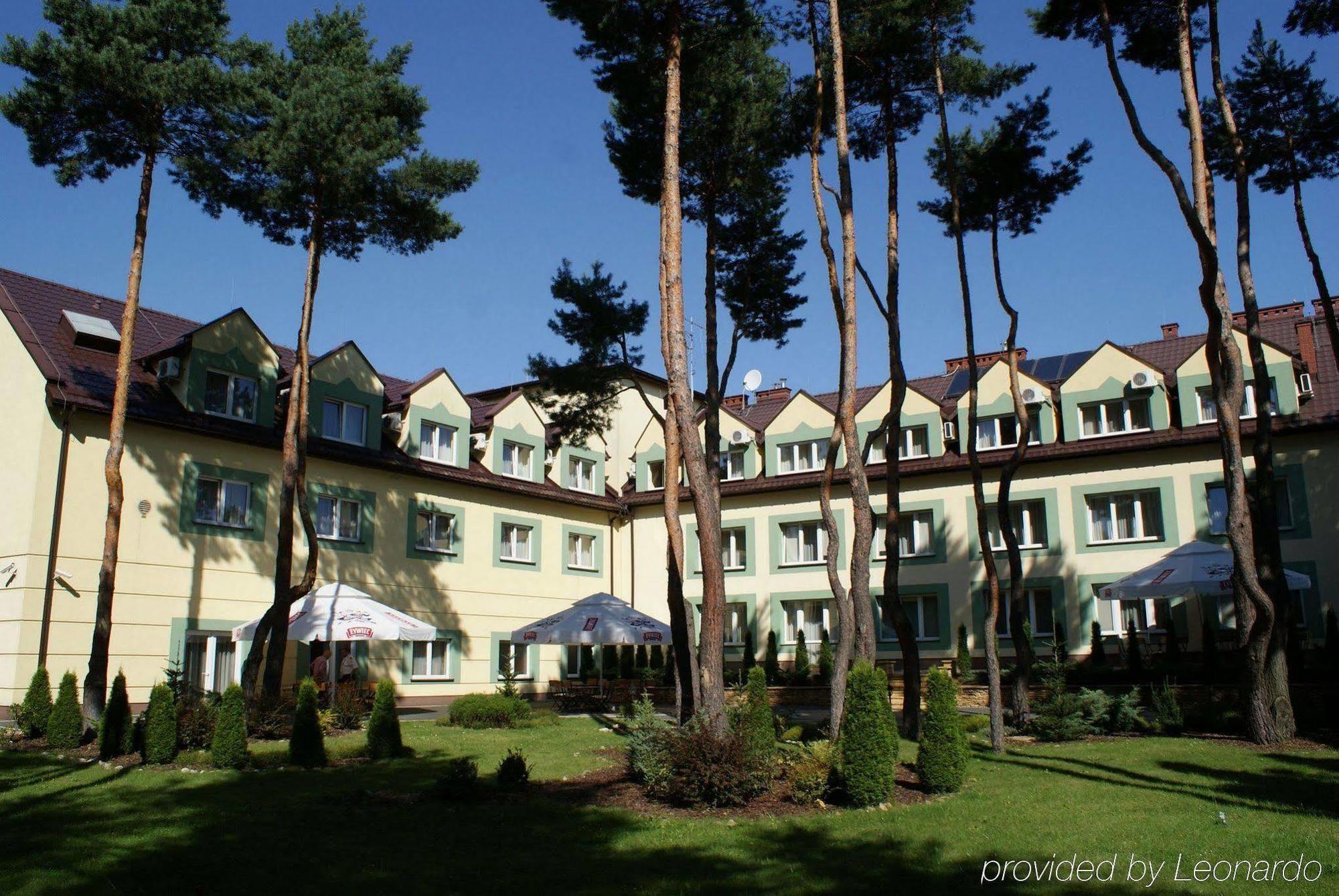 Hotel Wilga By Katowice Airport Меженцице Экстерьер фото